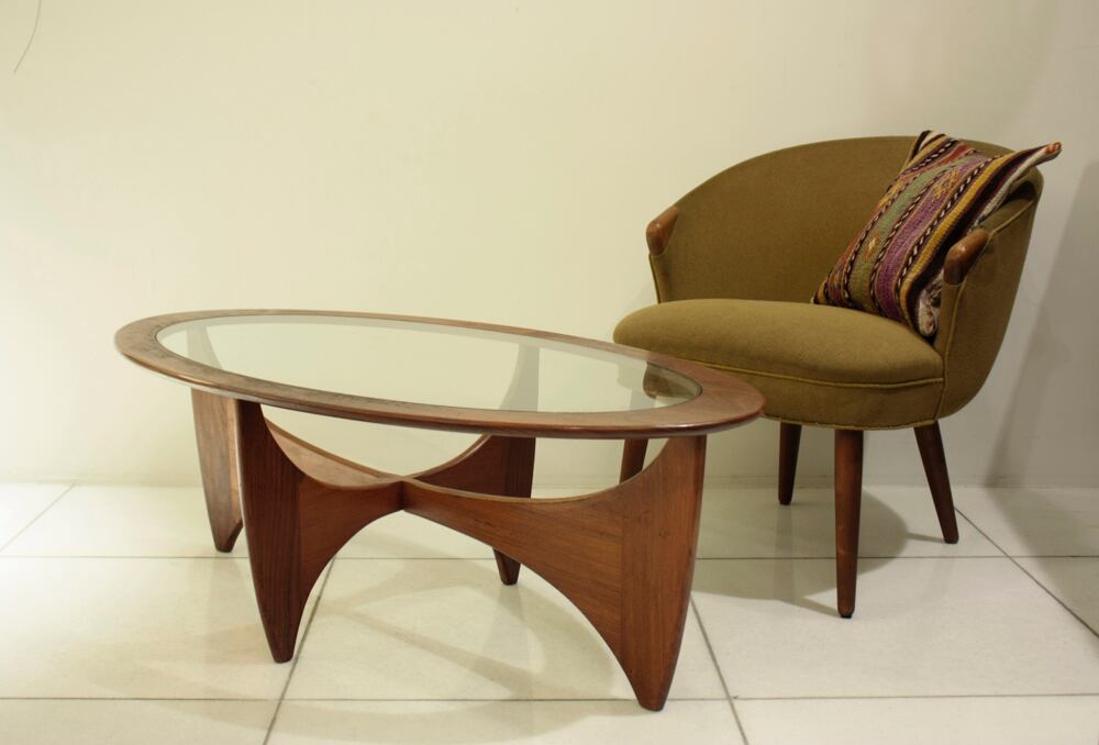 G-PLAN Oval Glass top coffee table | 北欧.Style＋1 ANTIKAとモダン.