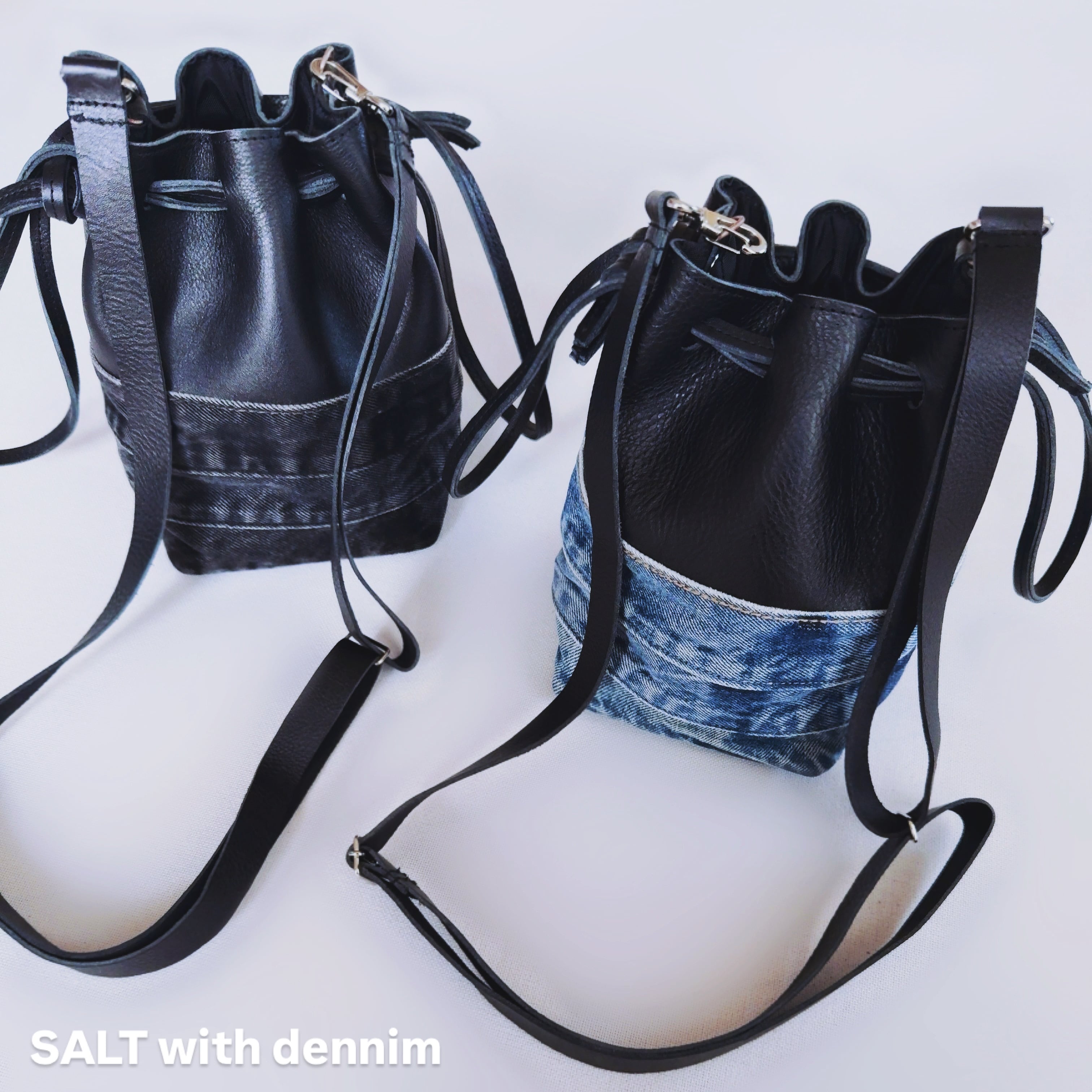 デニムレザードローストリングバッグ
