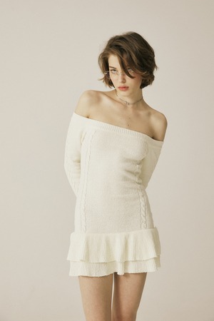 [threetimes] Cable off-shoulder dress Ivory 正規品 韓国ブランド 韓国通販 韓国代行 韓国ファッション スリータイムズ 日本 店舗