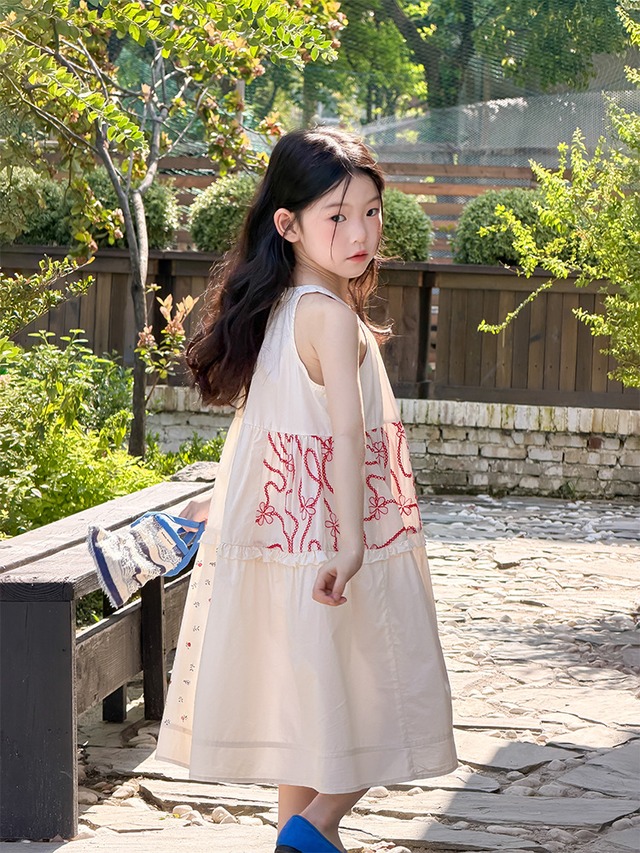 【KID】レッドラインフラワー刺繍ホルターネックワンピース - 17
