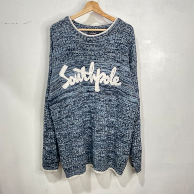 『送料無料』SOUTHPOLE サウスポール　ロゴ刺繍セーター　切り替え配色　ブルー系　XL