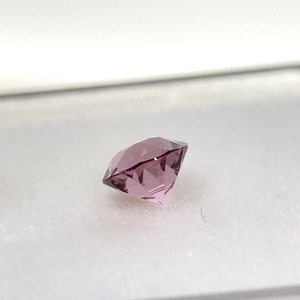 スピネル ラウンド 約4.5*3.1mm r-0632