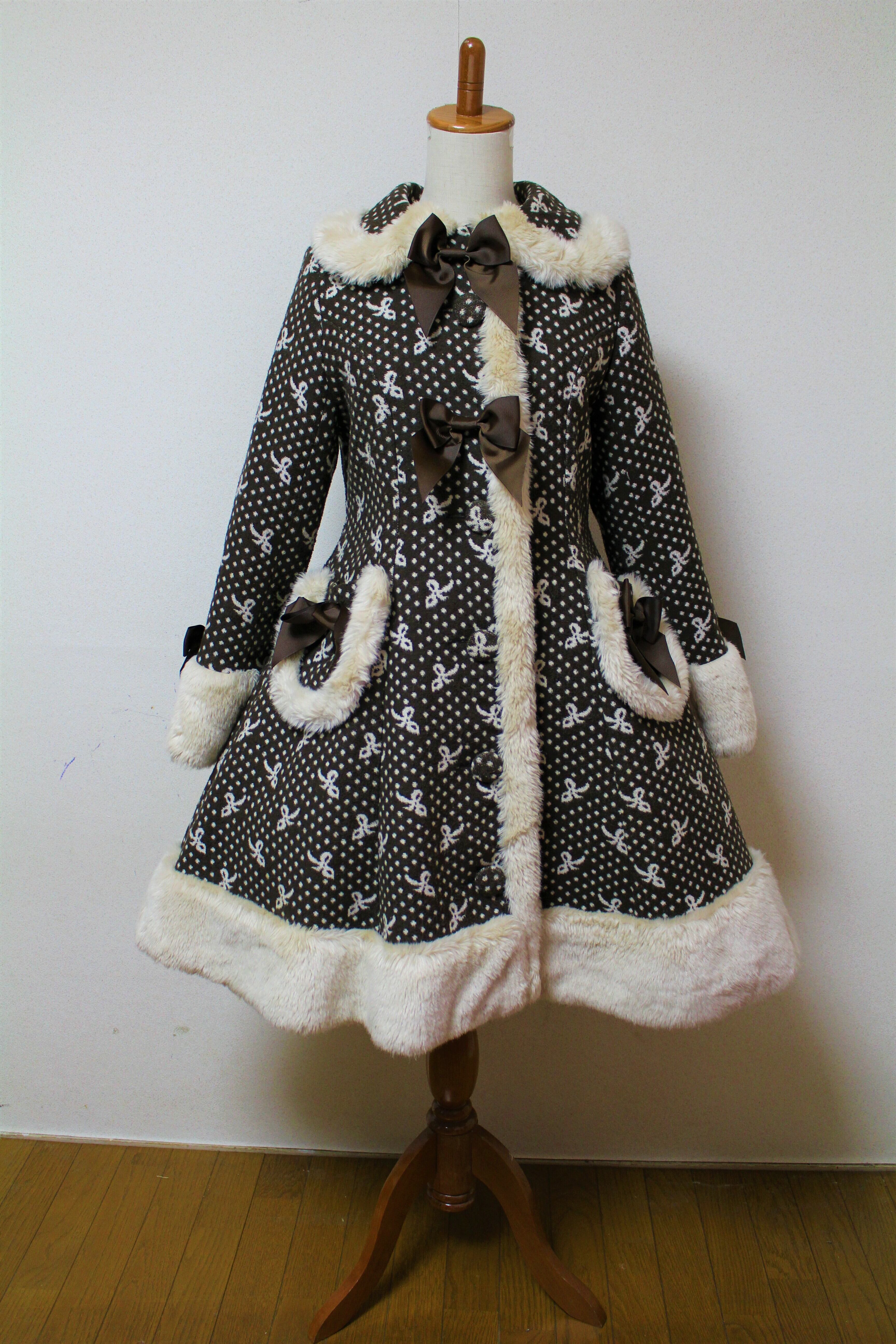 BABY, THE STARS SHINE BRIGHT ベイビースターズシャインブライト Dot Ribbonコート