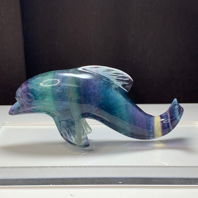 4.極上☆超透明！多彩な色合い☆イルカフローライト置物