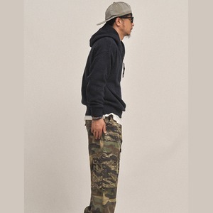 レイジーチェーン ジップフードニット A2001