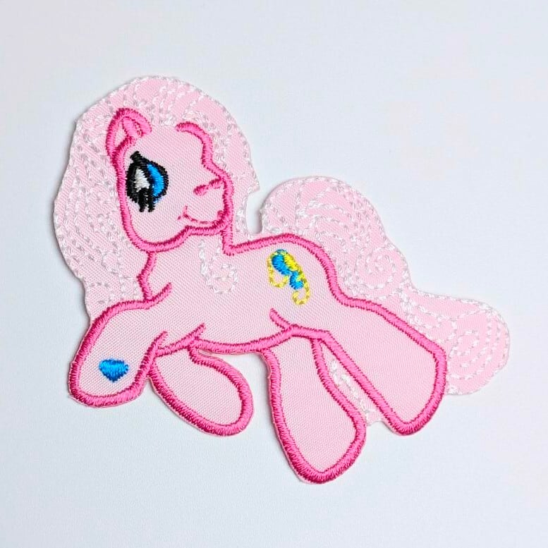 送料無料! ★刺繍アイロンワッペン★【 My Little Pony( マイリトルポニー ) 】 ピンキーパイ(アースポニーの女の子)〚アメリカン雑貨 アメトイ〛