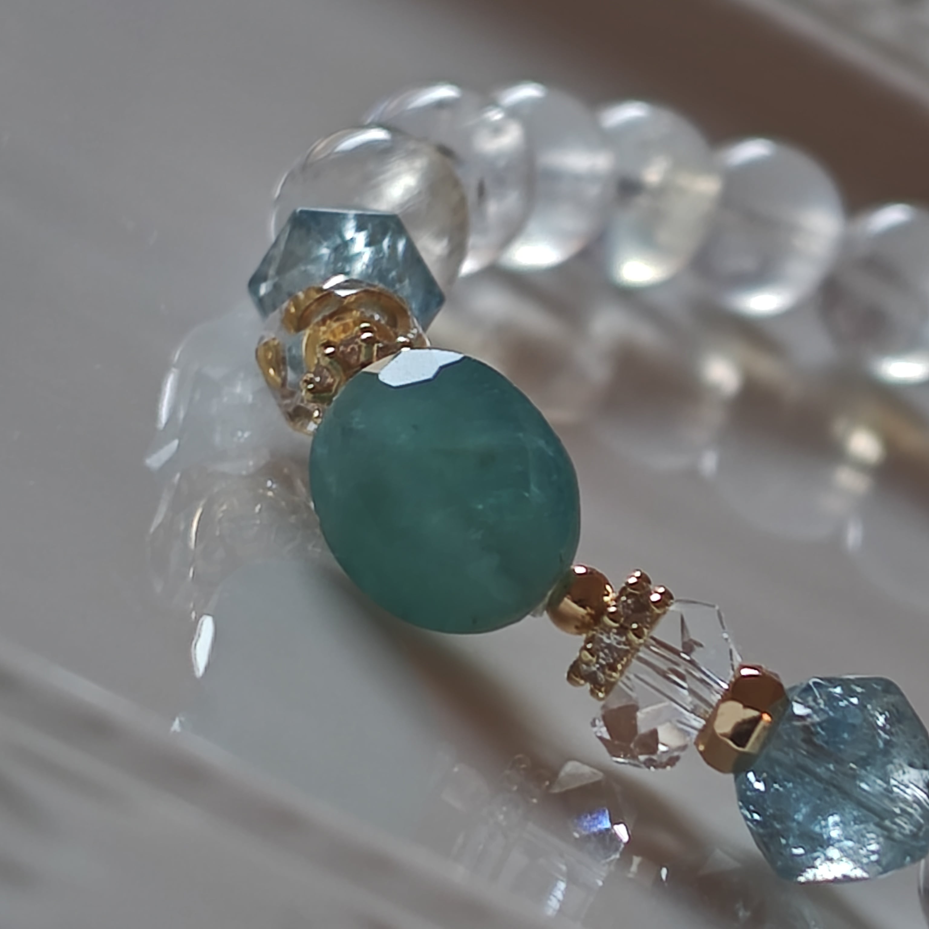 専用です♡貴重✡蜜蝋アンバーとゴールデンフローライト | 天然石