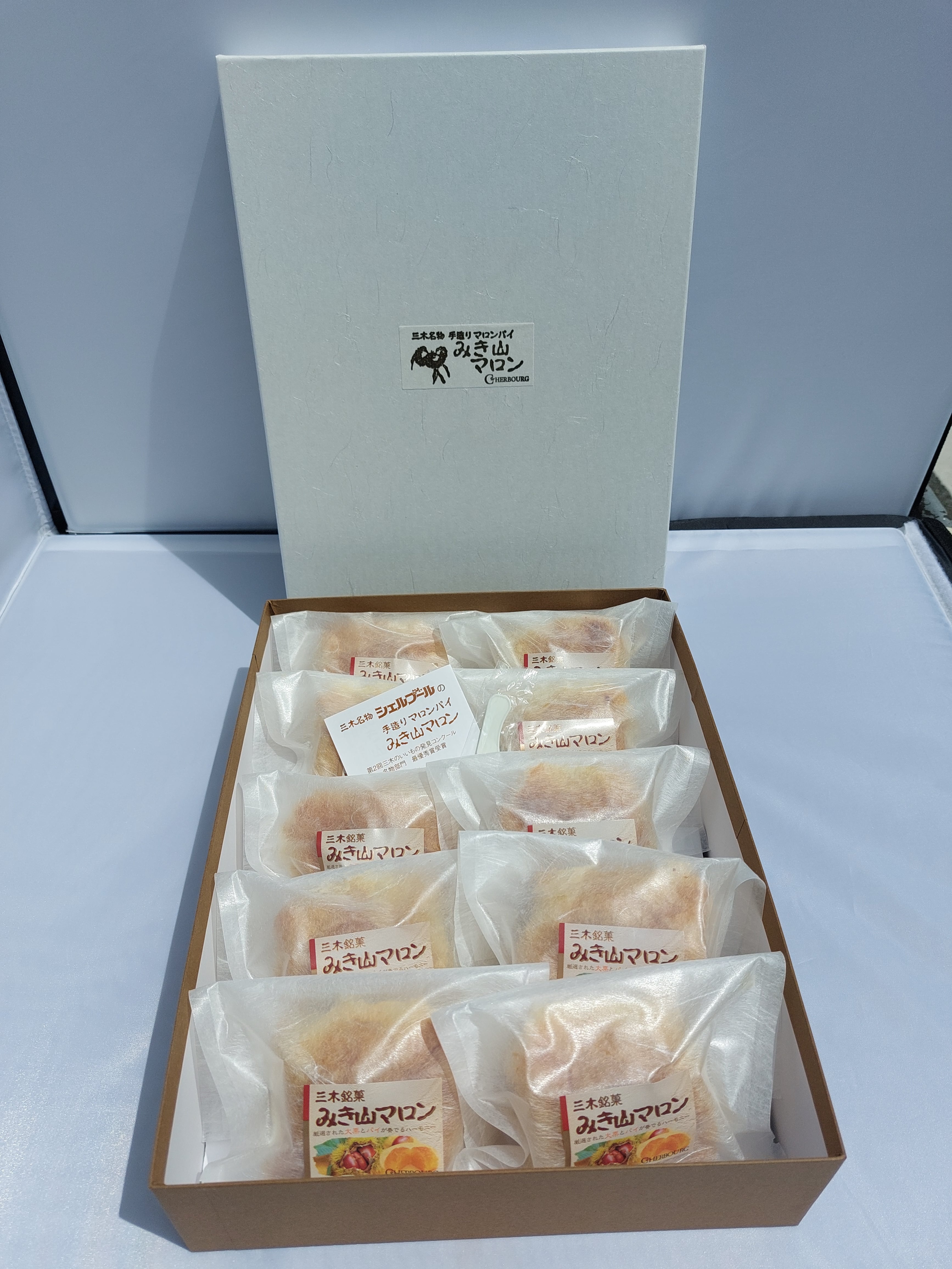 断捨離中のマロン 昔の私は、片づけも家計管理もぜんぶ苦手😥 おまけにセンスも