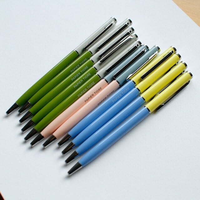 バイカラーのボールペン。 | プレイズストア オンライン。