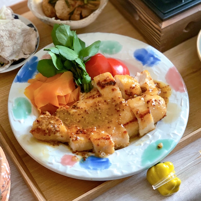 鶏むね肉のステーキ ハニーマスタードソース