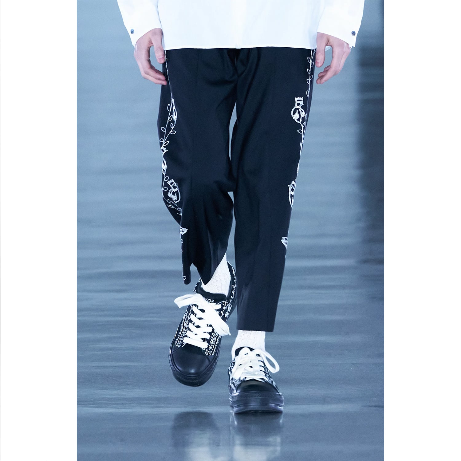 サトジュン出品 インセクトバッジ サトシ ピカチュウ アニメ カードダス 金銀