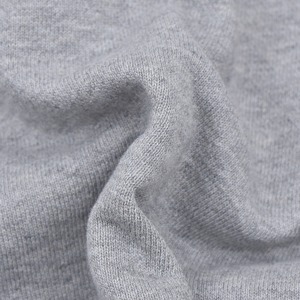 【VETEMENTS】EMBROIDERED BIKER CROSS SLEEVES ZIP-UP H