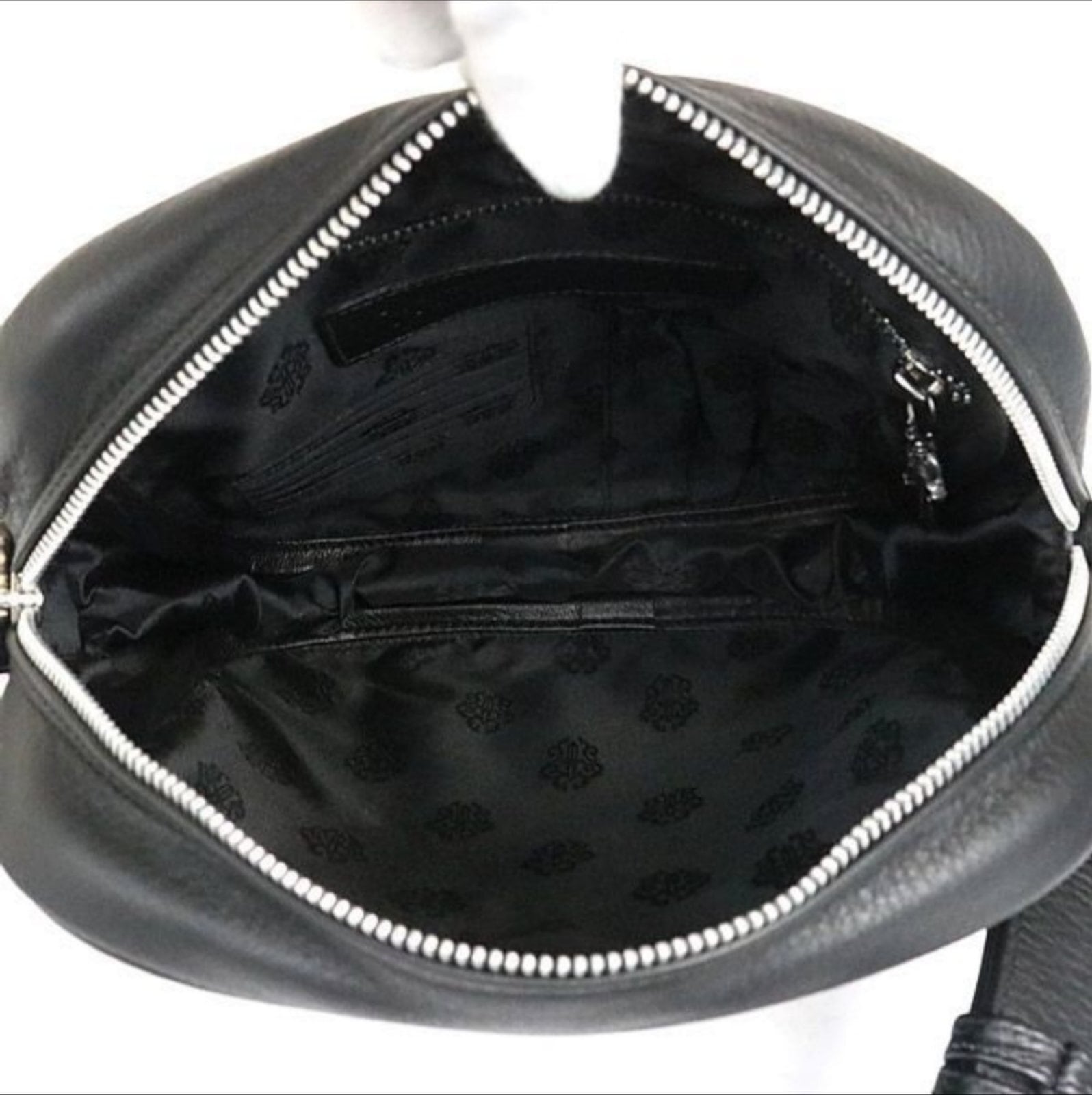 CHROME HEARTS クロムハーツ TAKA ショルダーバッグ レザー CHROME HEARTS クロムハーツ TAKA ショルダーバッグ レザー