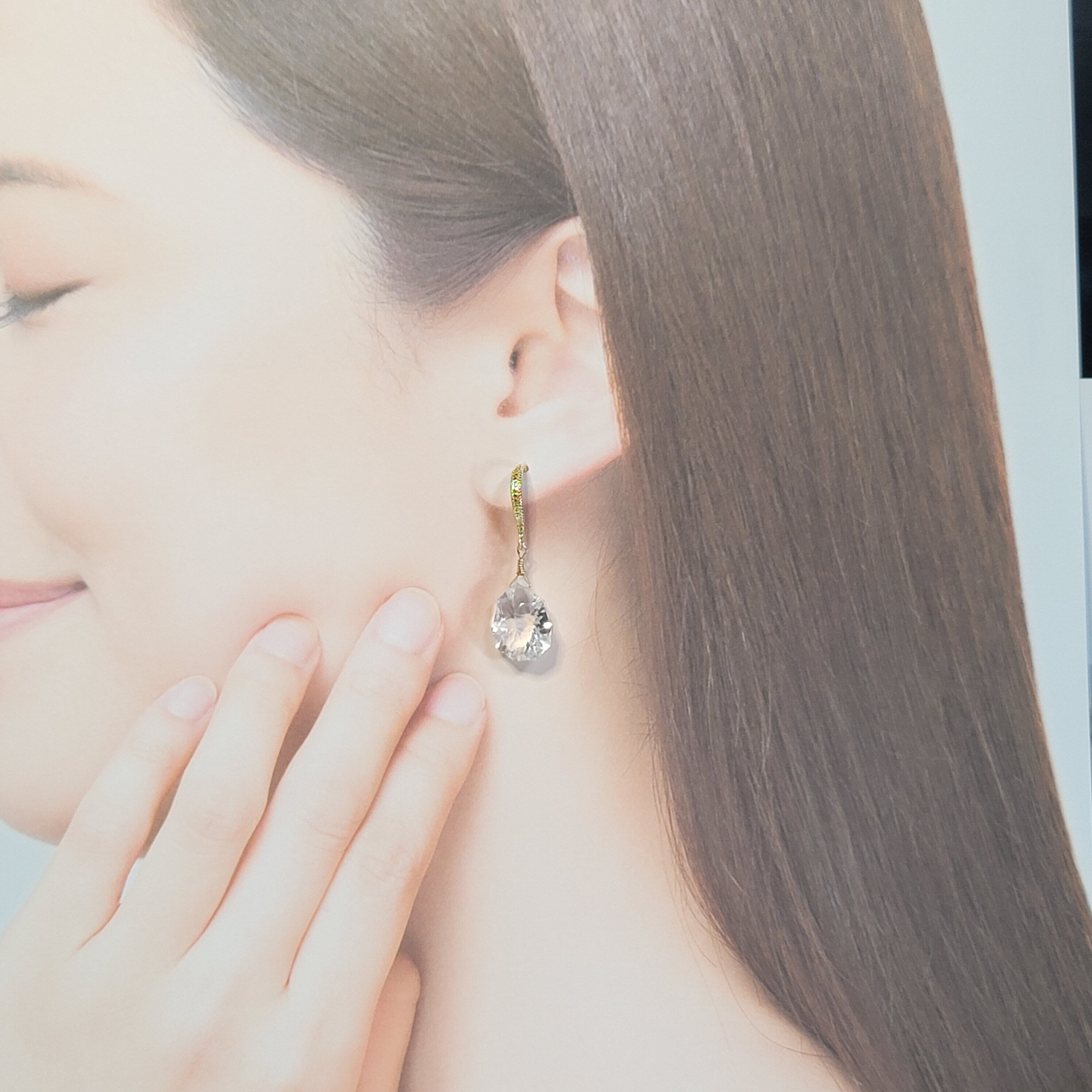 クリスタル ロゼッタコンケーブ 大小 天然石　14kgf クリスタル　ロゼッタコンケーブ　ペアシェイプ　ピアス　ア対応