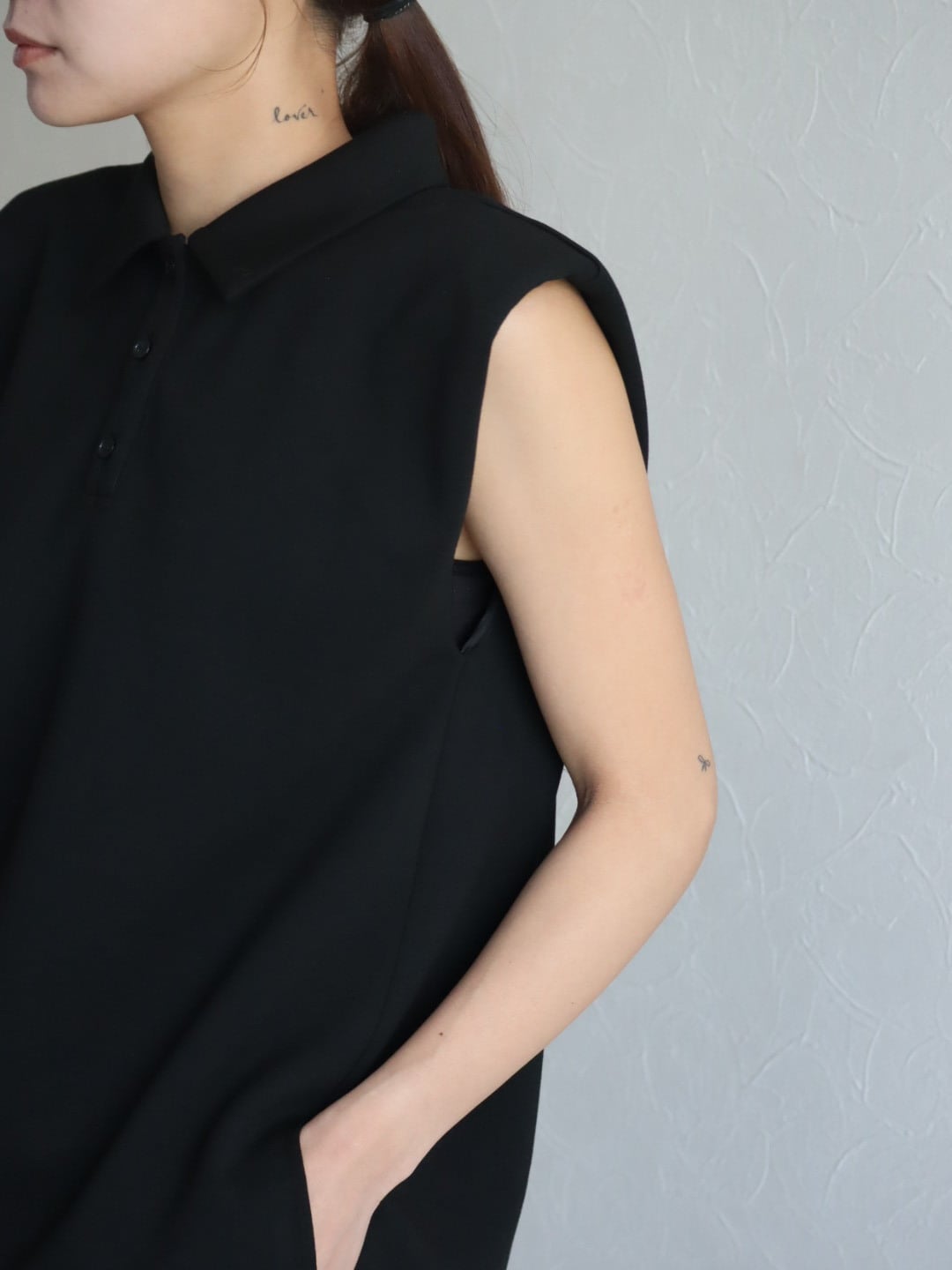 cardboard polo pullover (black)