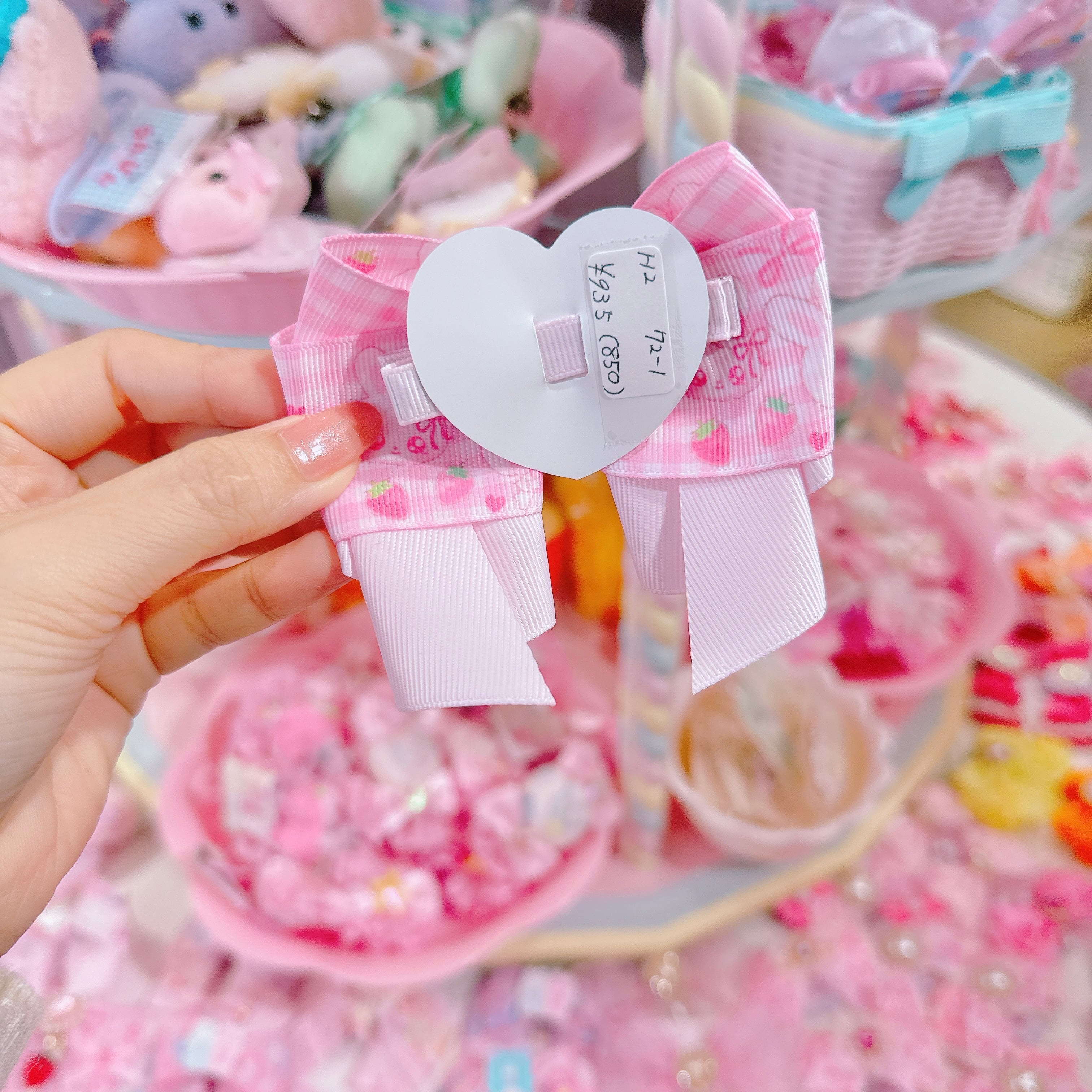 【H2】72-1ヘアクリップ