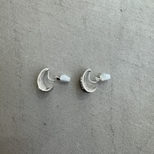 smooth curve motif earring/silver