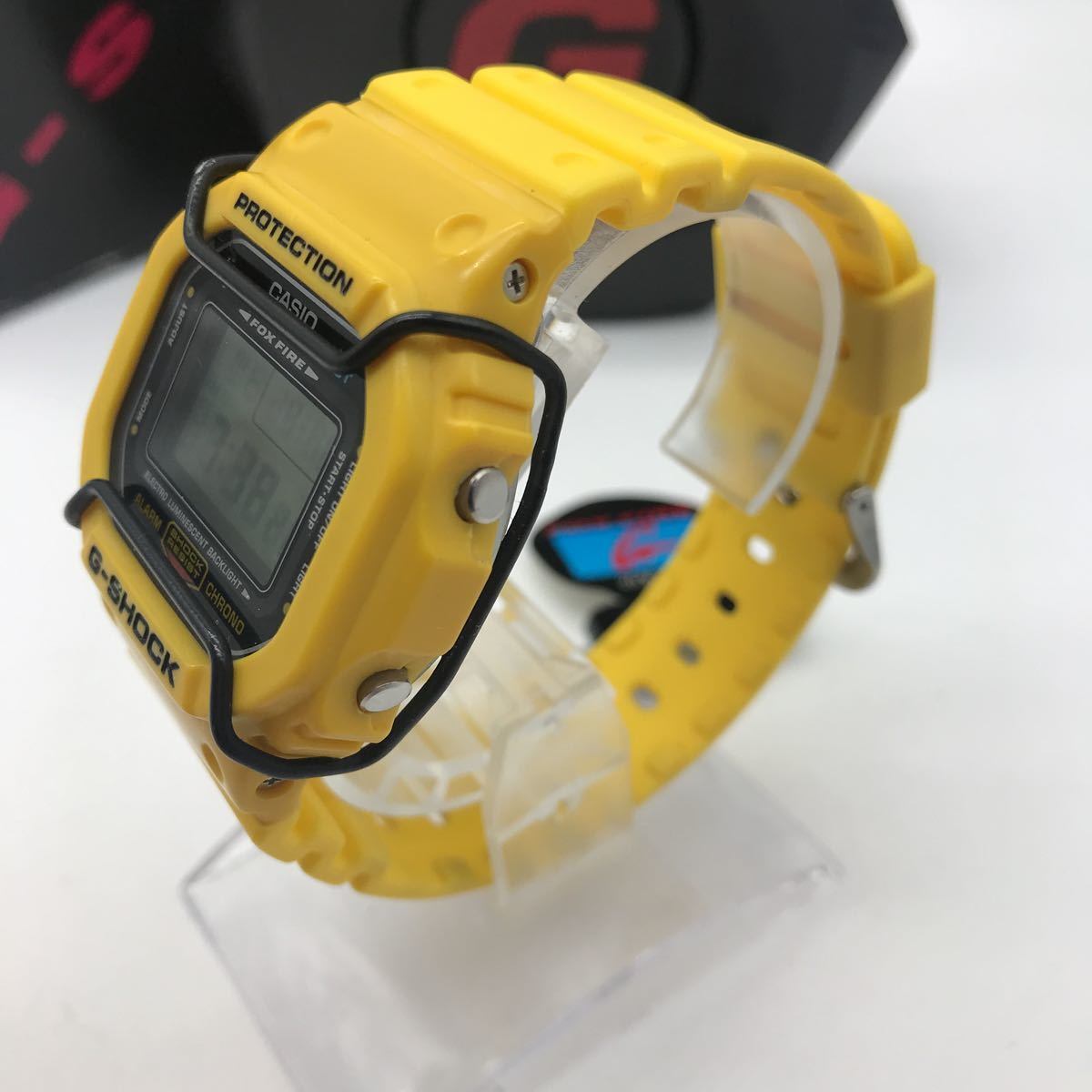 シャイニングゴールデン CASIO G-SHOCK DW5600E 限定イエロー