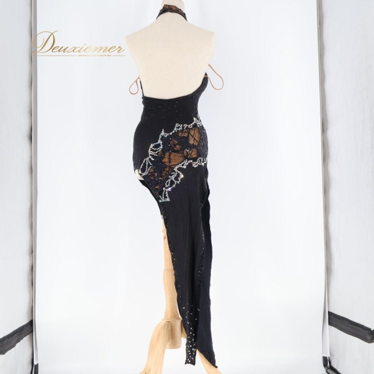 社交ダンス 衣装 ラテン ドレス ワンピース ラテンドレス レース デモ 競技 パーティ 発表会 上品 高級感 ブラック系 ストレッチ おしゃれ レディース エレガント 競技用 ドレスアップ パーティ フォーマル セクシー 軽やかバー パフォーマンス