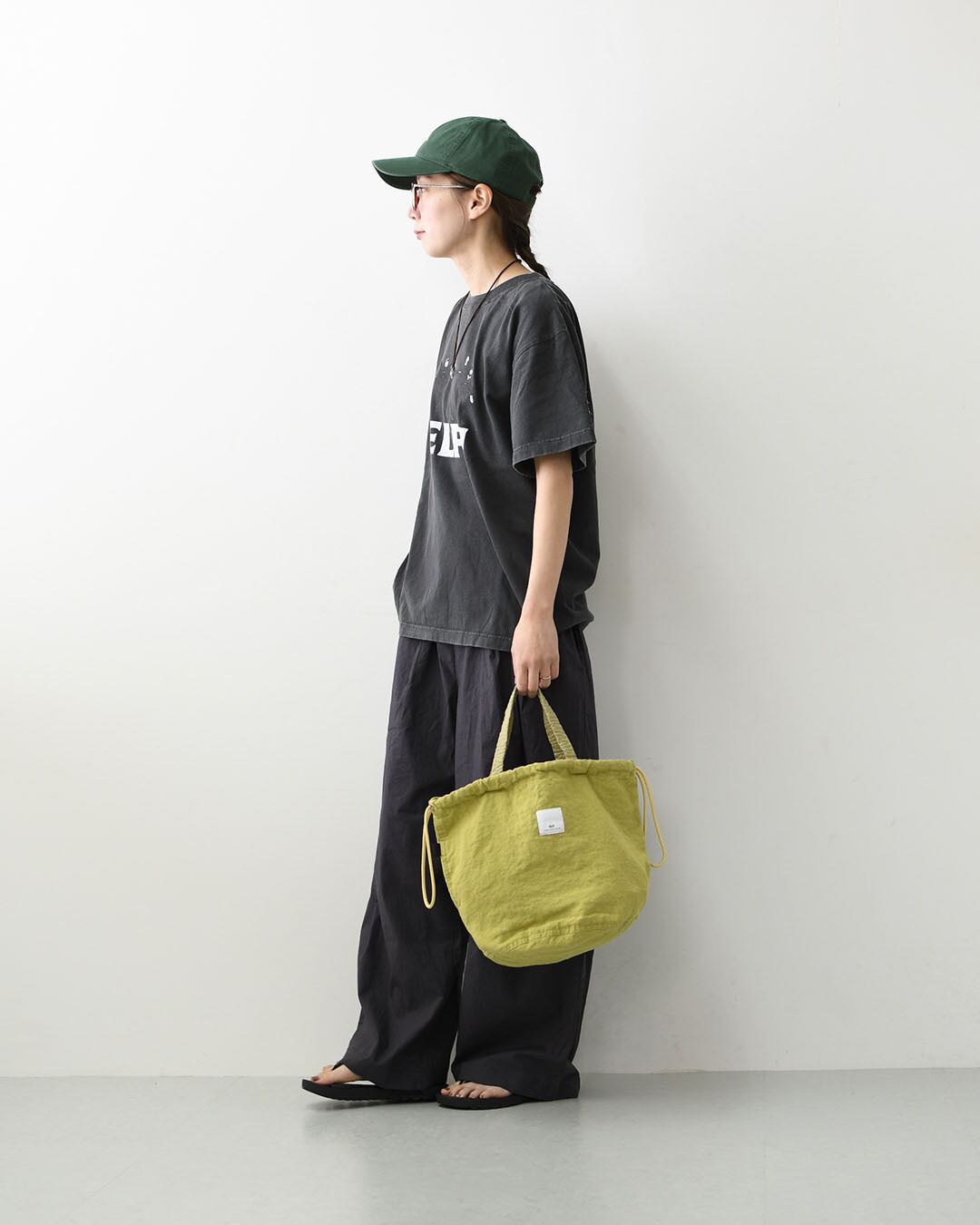 えりなです 美品　ファイティングバッグ N.P.E NAPRON PATIENTS EFFECTS BAG [エヌピーイーナプロン