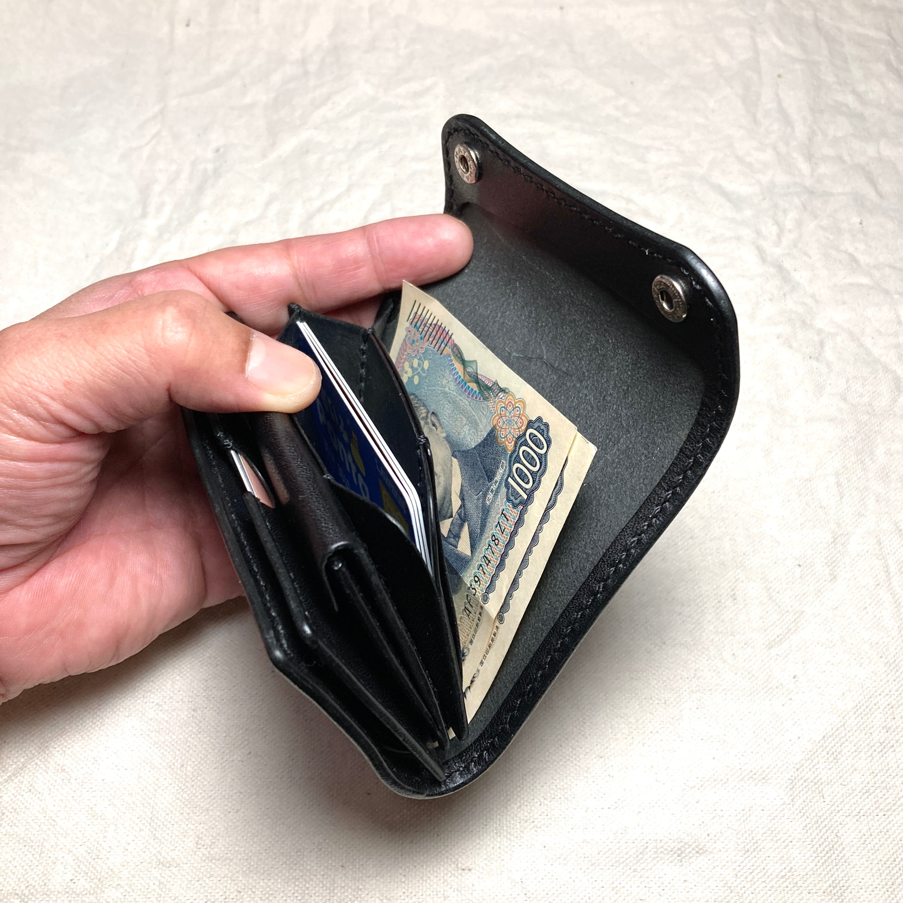 栃木レザー 三つ折り財布 本革 ミニ財布 メンズ レディース コンパクト財布 黒 栃木レザー ミニ財布 三つ折り財布 本革 コンパクト財布 お札を折ら