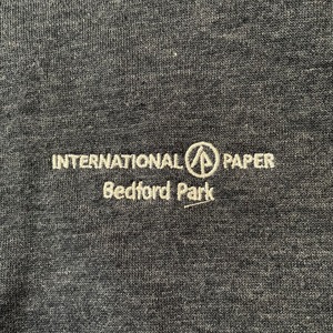 【DISTRICT】企業系 ハーフジップ スウェット プルオーバー 企業ロゴ international paper ワンポイント 刺繍ロゴ バックロゴ 2XL ビッグサイズ ビッグシルエット ディストクリト US古着