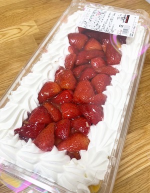 ストロベリー スコップケーキ スイーツ デザート 福山市でコストコ商品を購入 Costluck コストラック