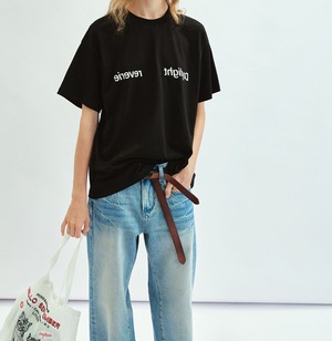ロゴグラフィックプリントTシャツ   F0065