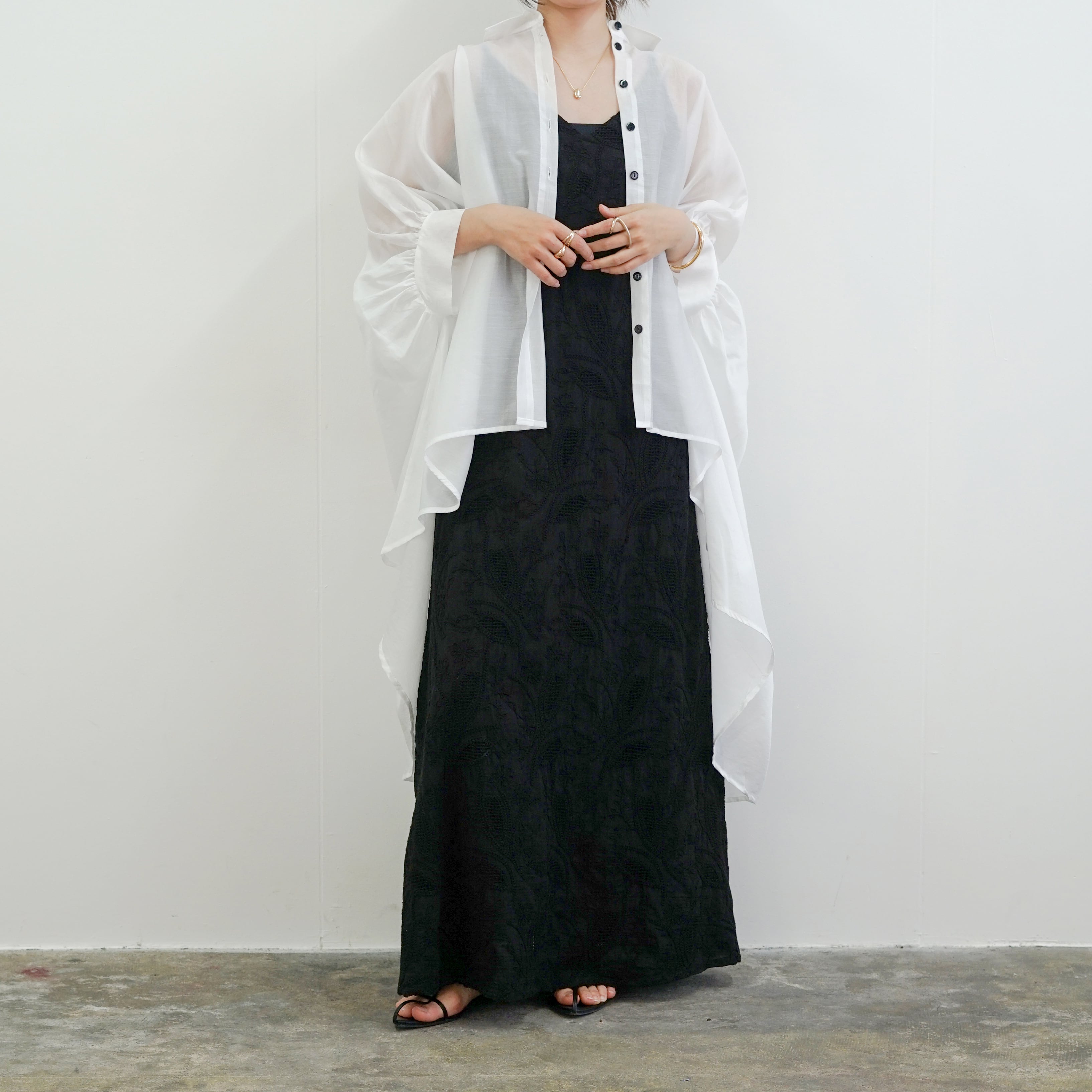 サンディニスタエクスペリエンス　ロングシャツ　白黒セット　サイズ36 洗える！シルクバックロングシャツ | 7DAYS SHOP