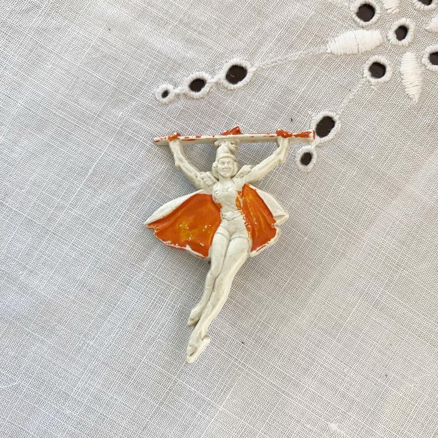 フランス直輸入】蚤の市の雰囲気が伝わってくる ヴィンテージブローチ