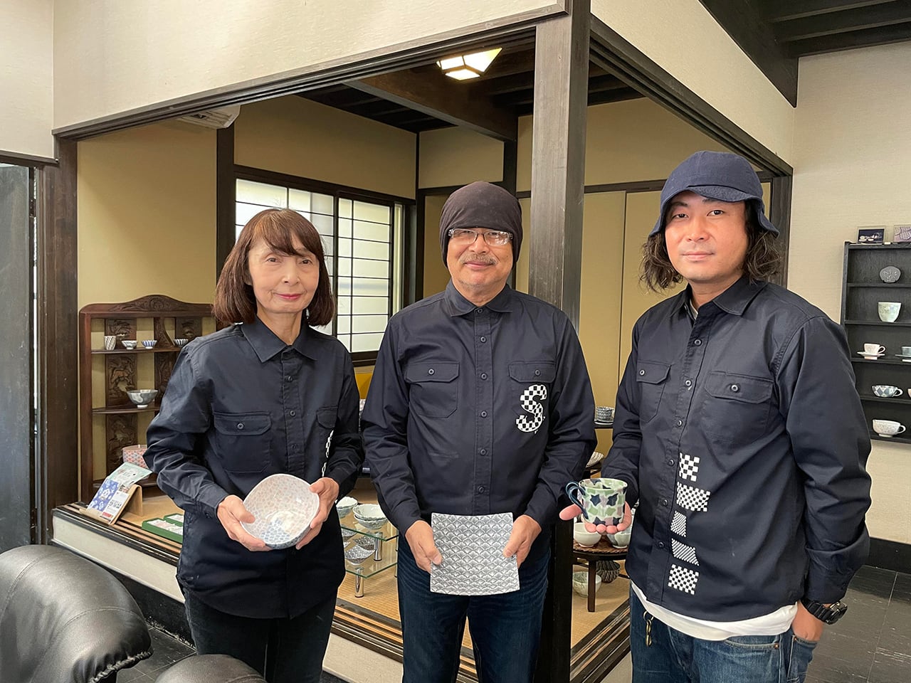 彩磁練上 地紋ぶどう 八角大皿30cm 草場奈美子 作 艸窯（有田焼） | に