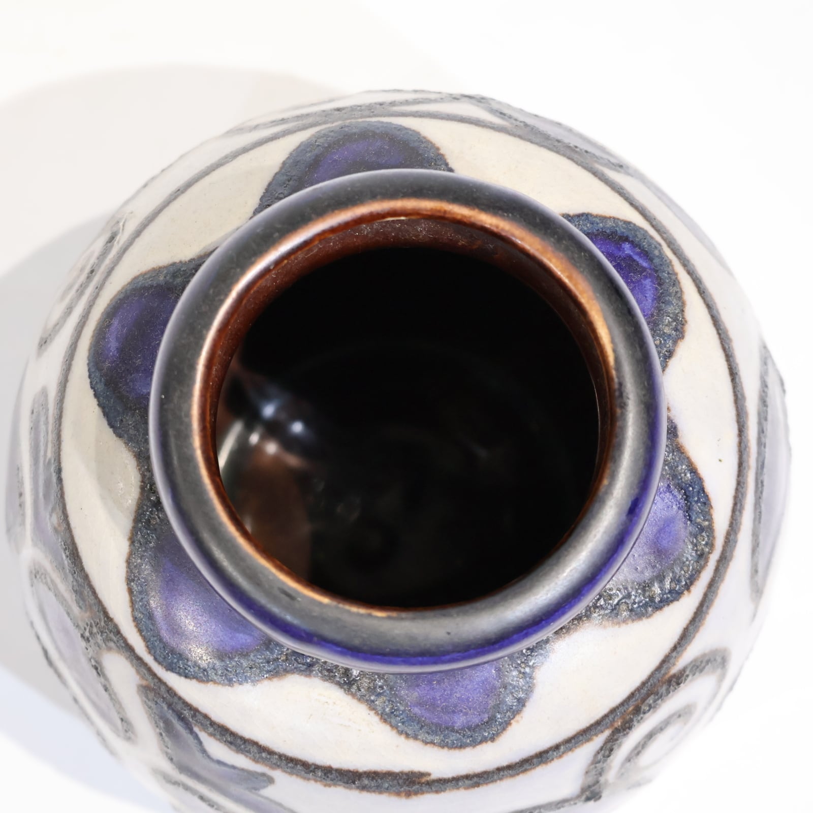 Scheurich-- 18.9cm | Fat Lava & German Art Pottery