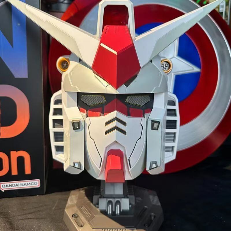 ガンダム発光ヘルメット 全頭着用タイプ 台座付き 高機動戦士コスプレ