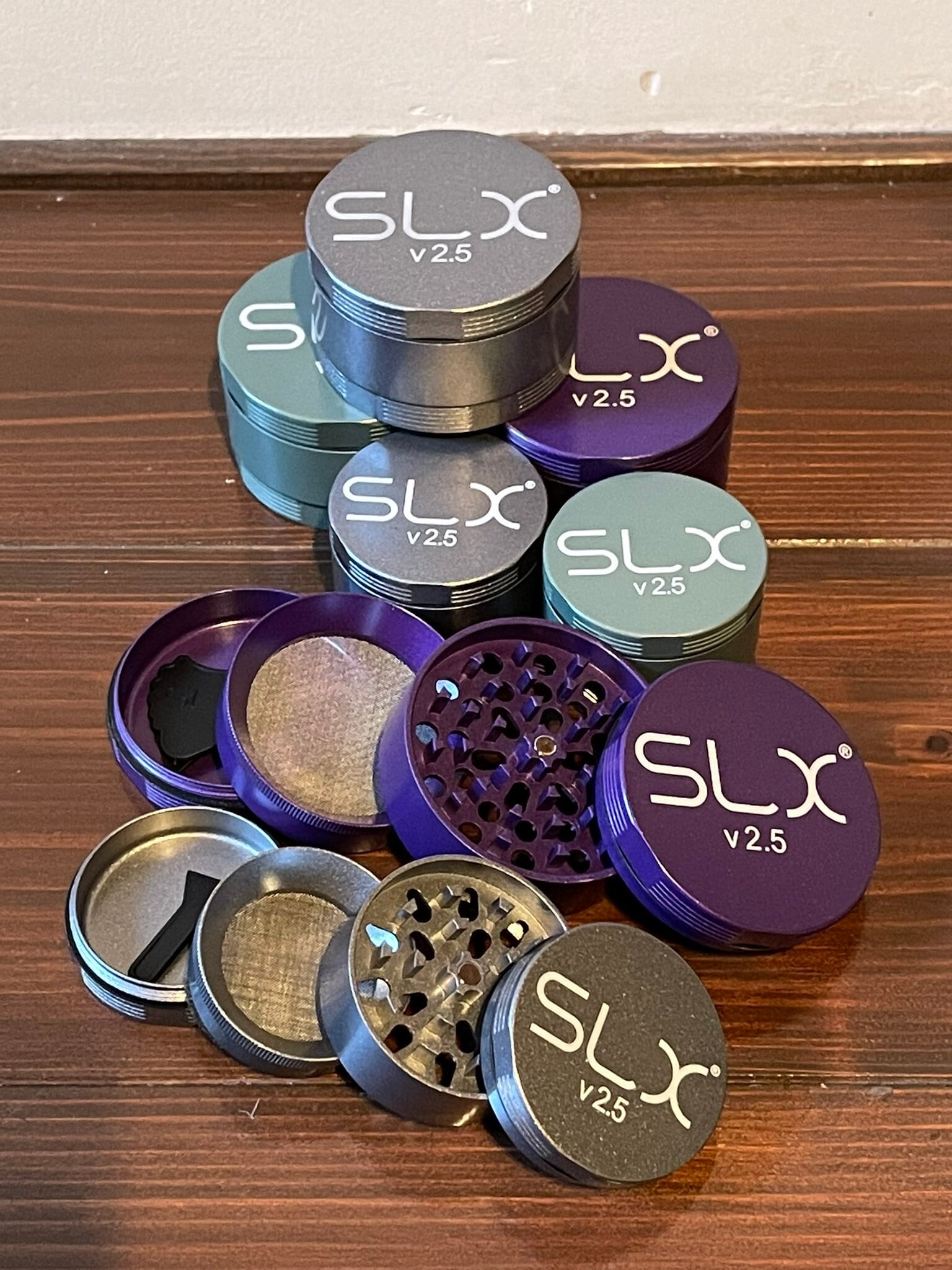 【新品・正規品】SLX グラインダー (スタンダードサイズ) フラミンゴピンク