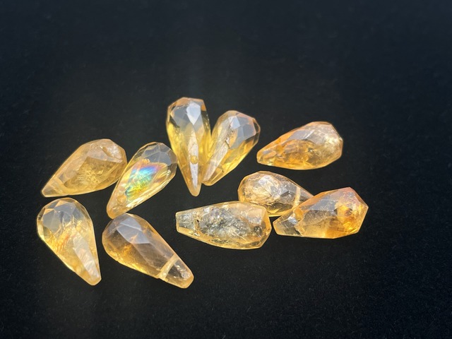 ハンドメイドビーズ素材セット（アンバー）