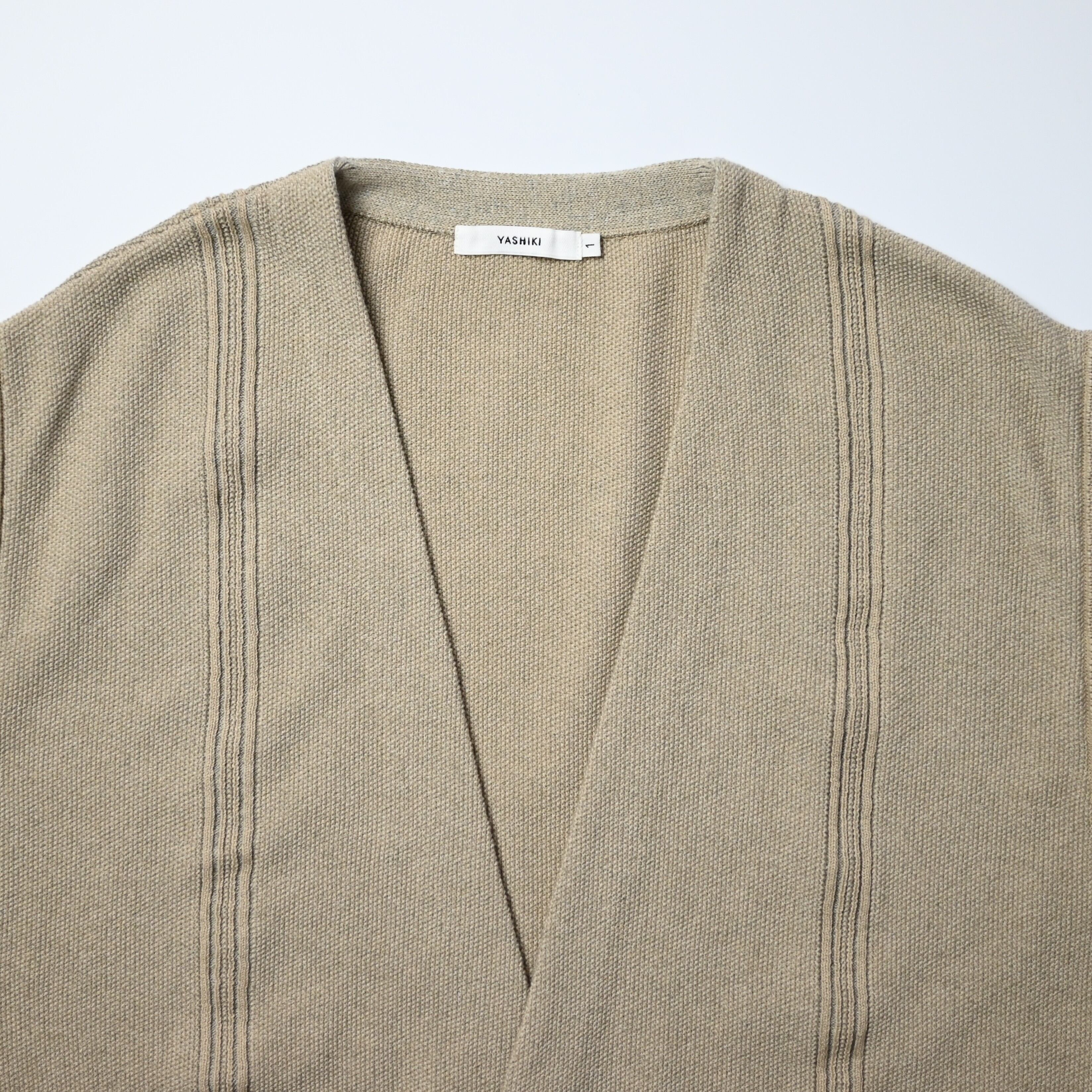 YASHIKI / GANKO別注 ×Shirotsume V-neck Vest(kibata) | GANKO