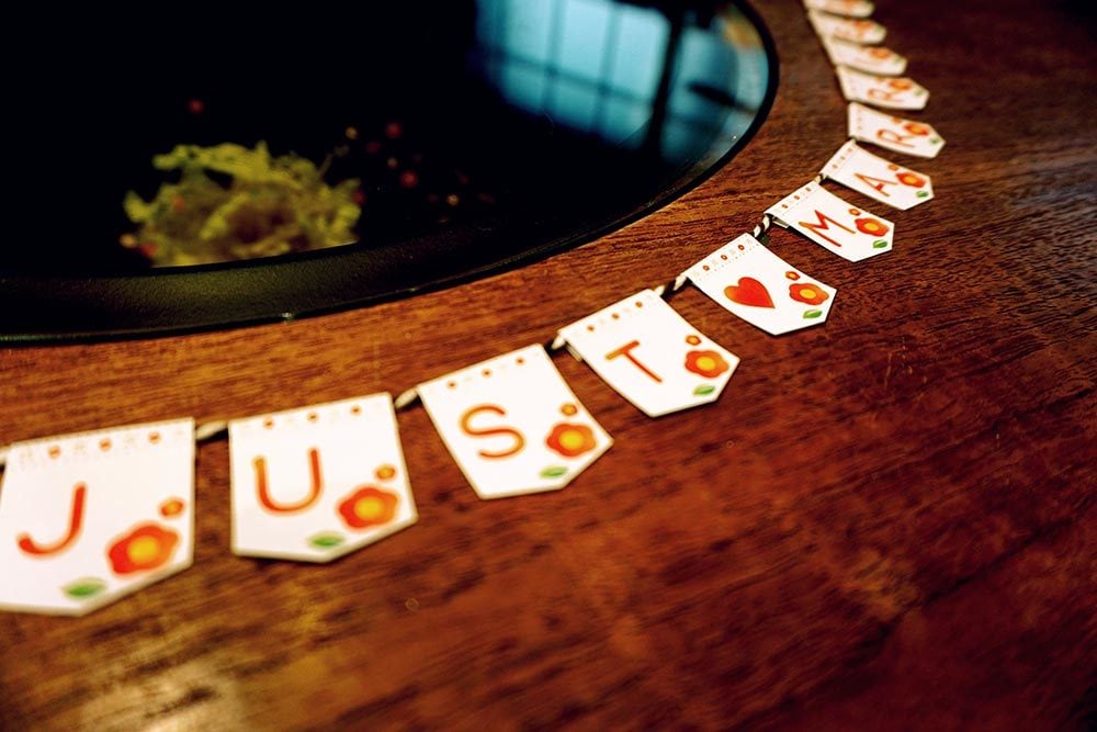 手作り用【ダウンロード版】IRODORIガーランド_1月_tusbaki_flag