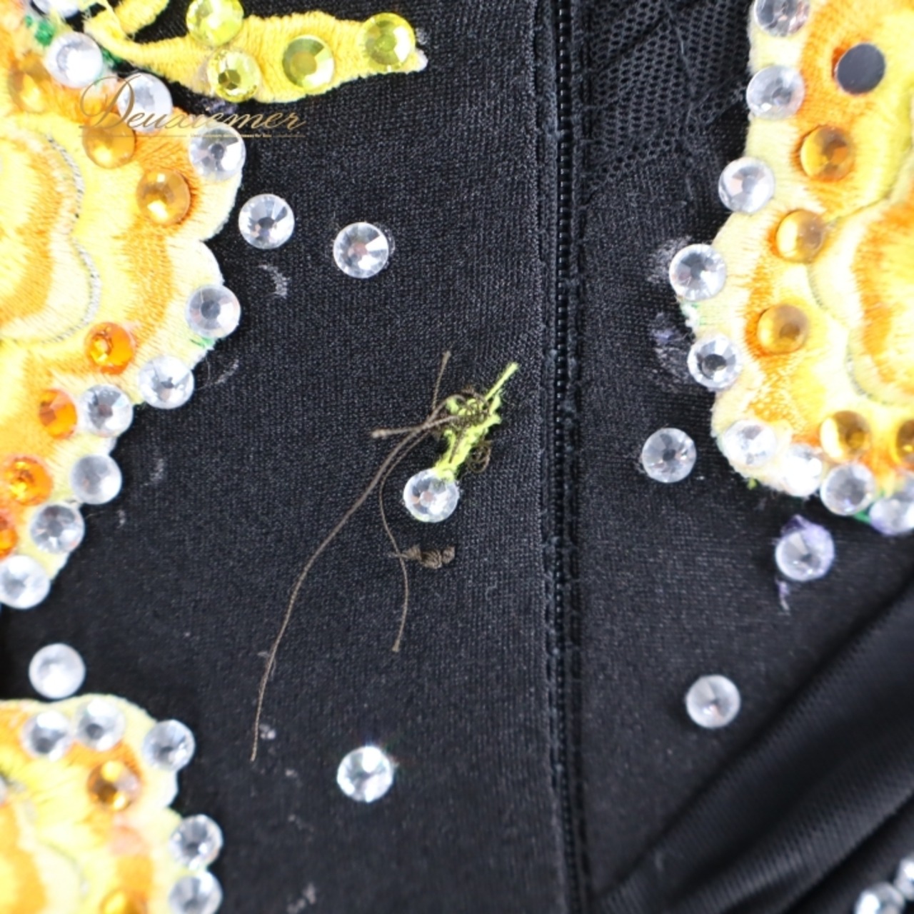 社交ダンス 衣装 スタンダード ドレス ワンピース 黒 黄色 フロート デモ 競技 ダンス パーティ 発表会 デモ 競技 Wish plus ブラック系 イエロー系 スカート おしゃれ シック ゴージャス 高級感 ラグジュアリー 豪華 競技用