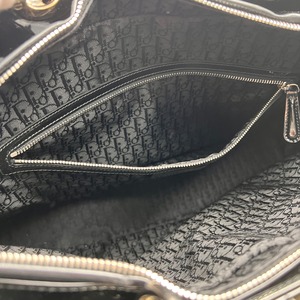 Diorレディディオール  カナージュラージ パテントレザー ハンドバッグ ブラック A-12956