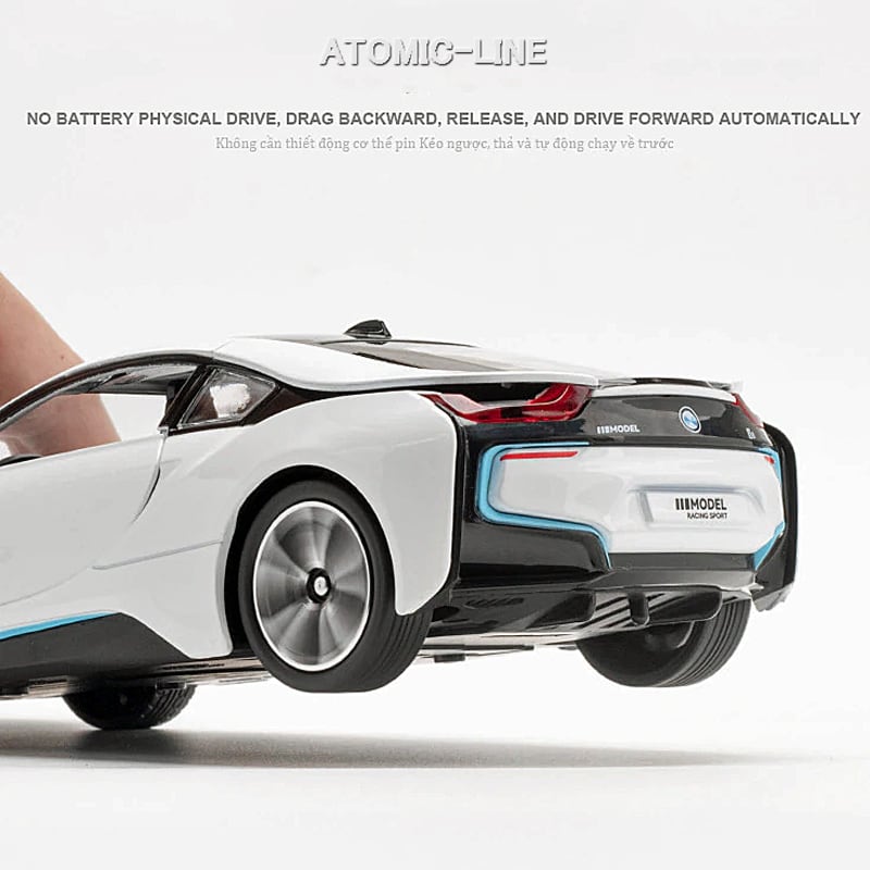 BMW i8 1/24 ミニカー 全2色 ライト点灯 エンジンサウンド 合金モデル