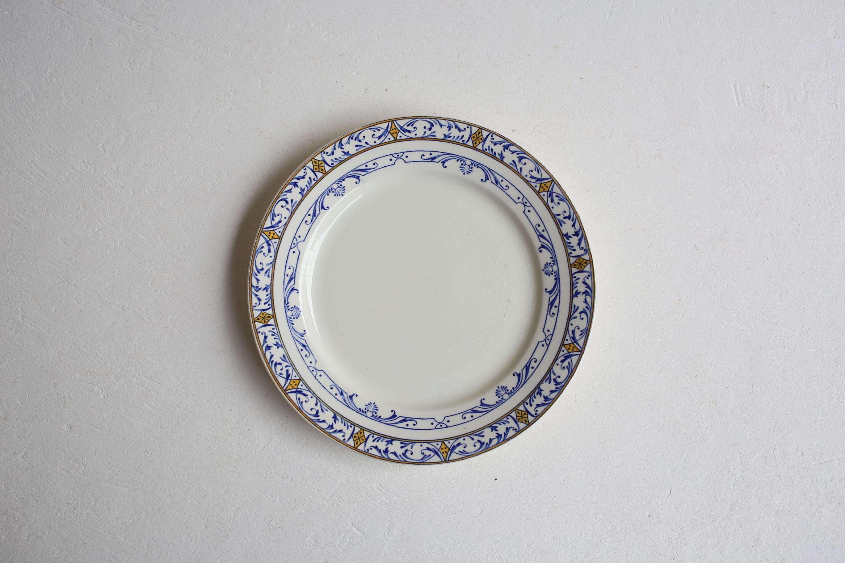 フランス アンティーク Creil et Montereau クレイユモントロー 『Colbert』 プレート 約20.5cm N-06141pa