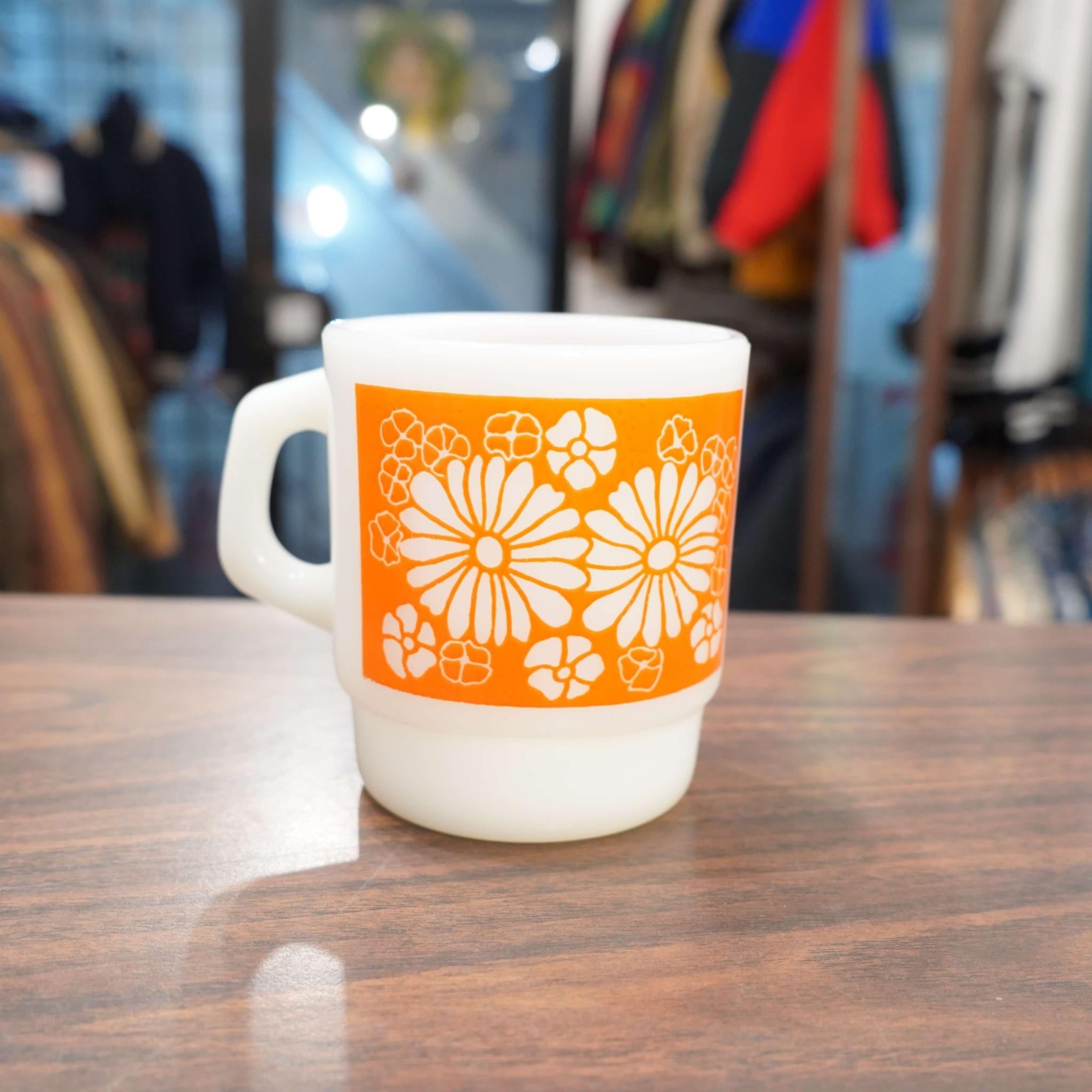 Fire King 世田谷ベース ファイヤーキング マグ スマホで購入】世田谷ベースモデルのFire Kingマグカップ2種のご紹介