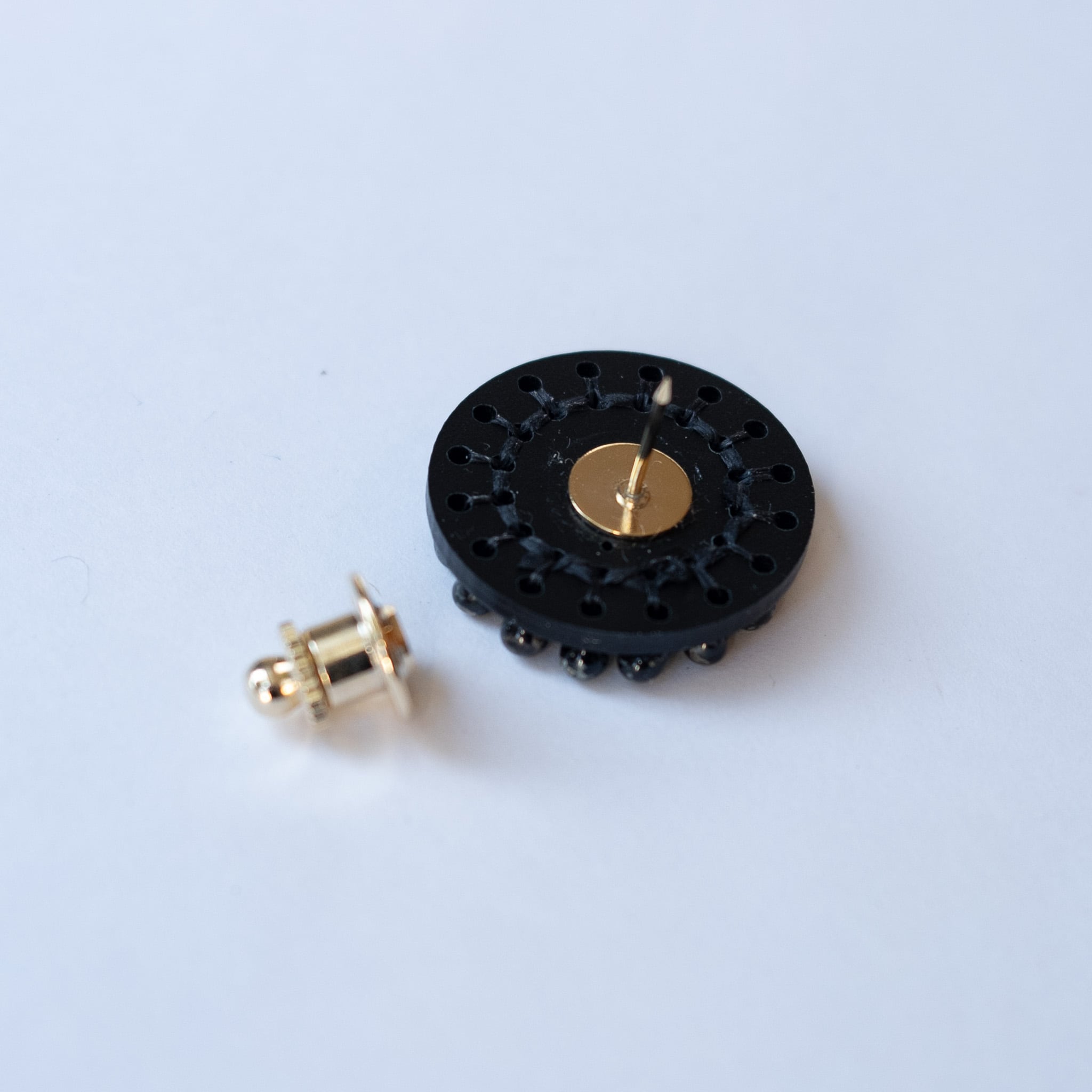 Φ25　ピンバッジ[01]