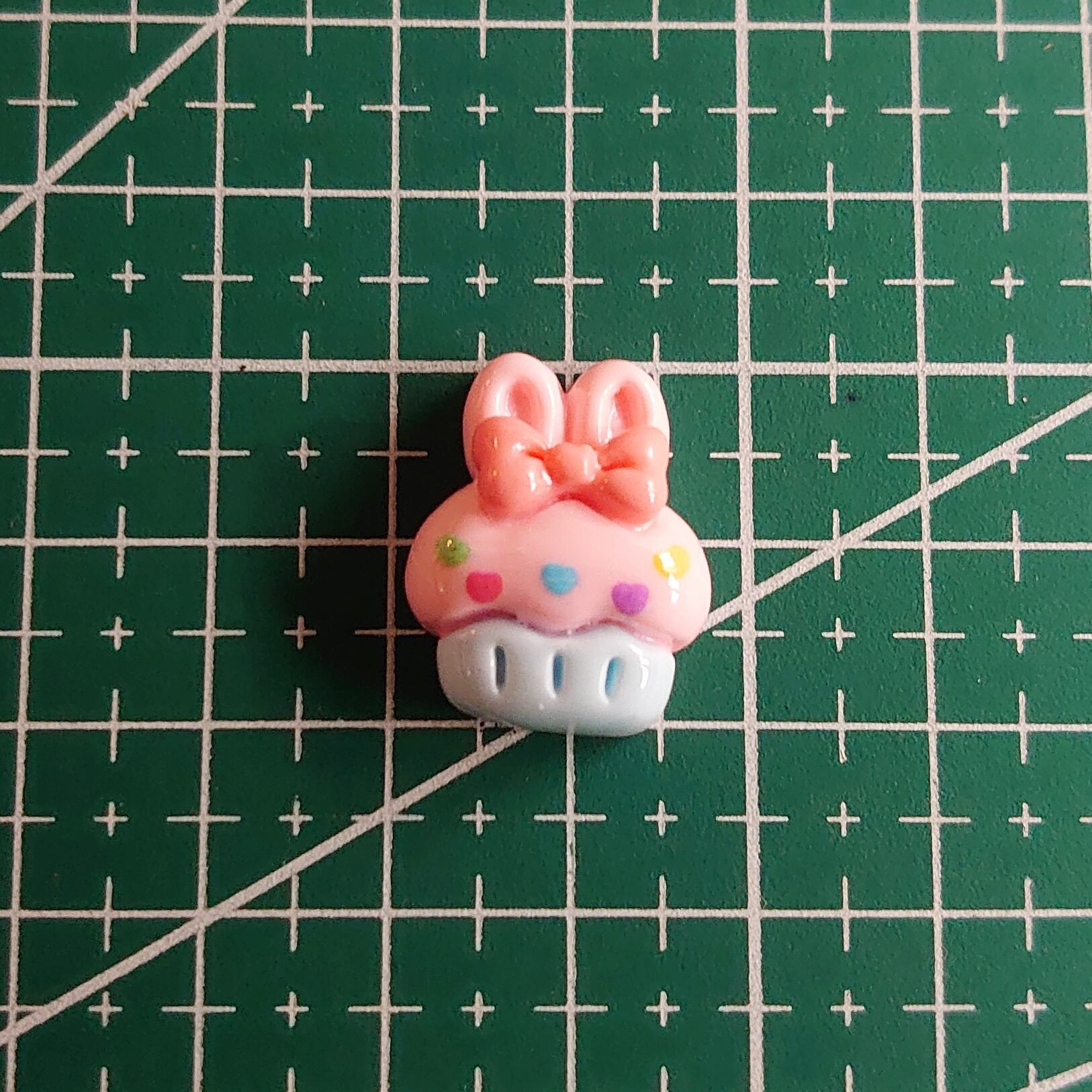 うさ耳 カップケーキ(ピンク) デコパーツ D84 | mignon