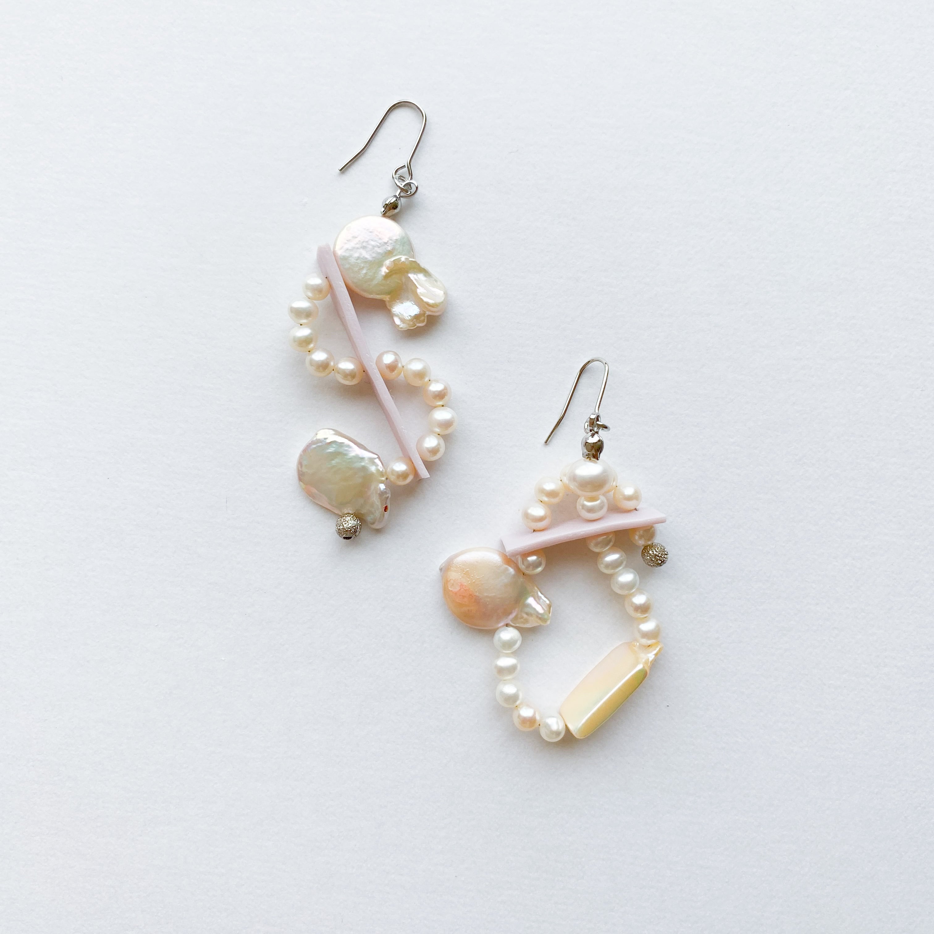 淡水パールのくねくね(ピアス/イヤリング)