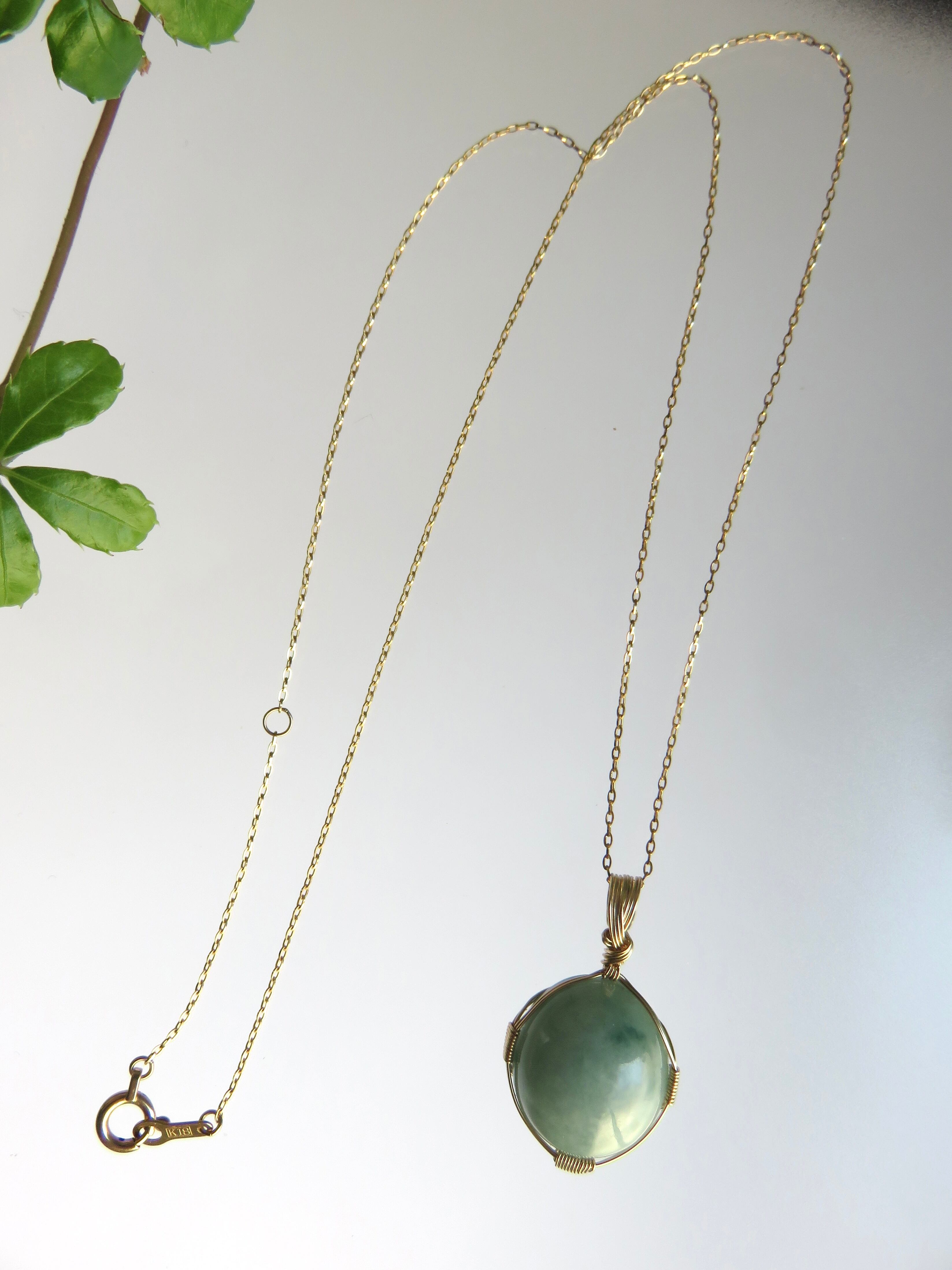 糸魚川翡翠(青、11.7ct)女神巻き®︎ペンダントトップ | komichi 糸魚川翡翠(青、11.7ct)女神巻き®︎ペンダントトップ | komichi