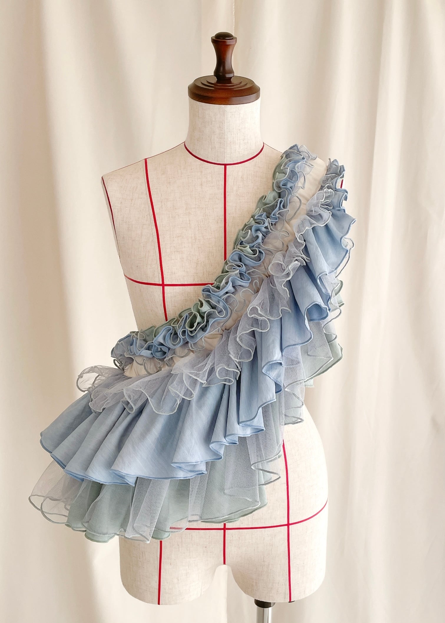 DŌRA MÖRA | Versatile Ruffled Bag - SEA BLUE | ORIENT MILLINERY