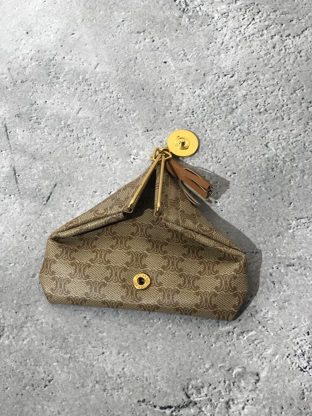 CELINE セリーヌ マカダム 財布 ベージュ タッセル PVC トライアングル vintage ヴィンテージ オールド hrth5j