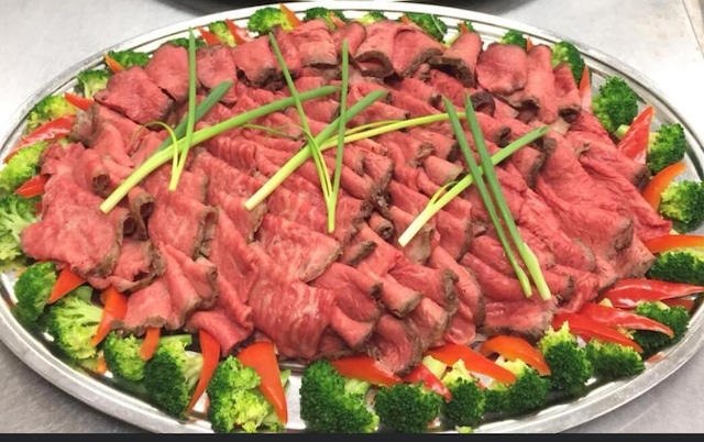 【国産牛】ローストビーフ用もも肉（500g）