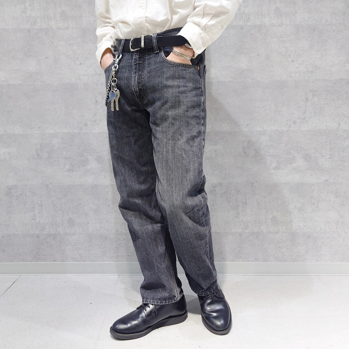 Levi's- 533 WASHED BLACK DNM | eeff.